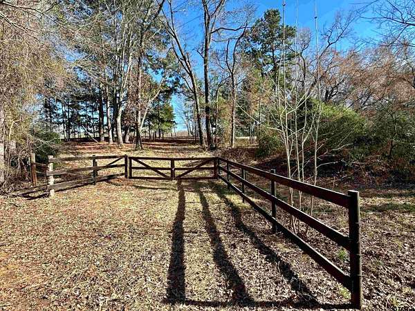 10.7 Acres of Land for Sale in Palestine, Texas