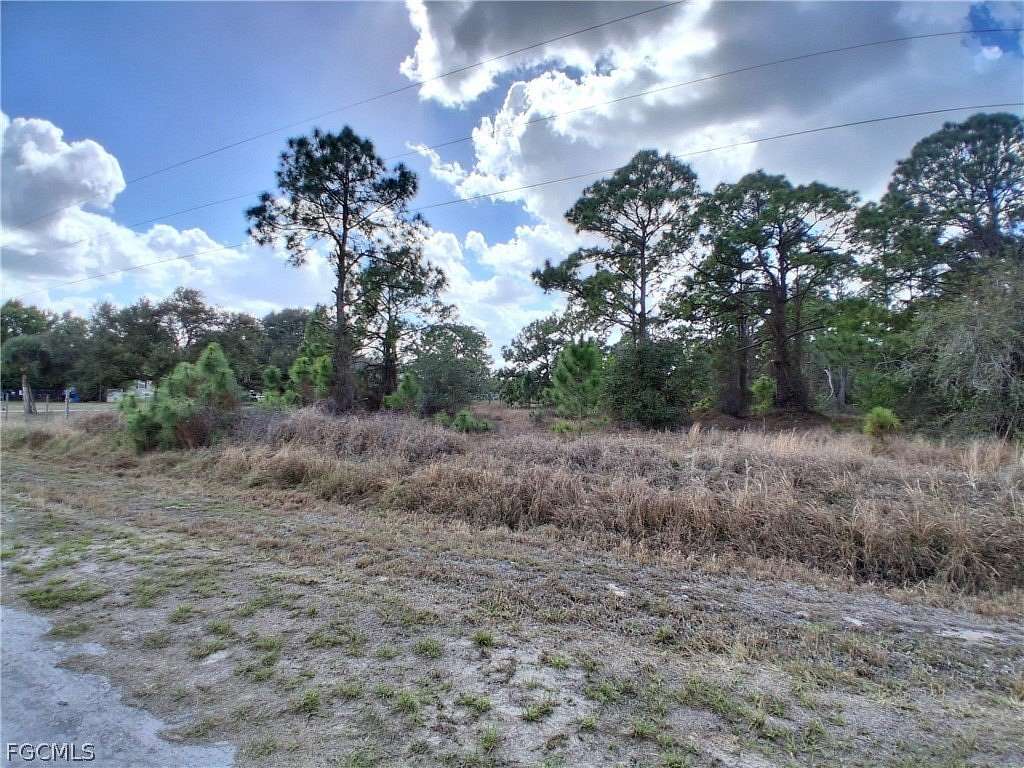 2.5 Acres of Residential Land for Sale in Clewiston, Florida