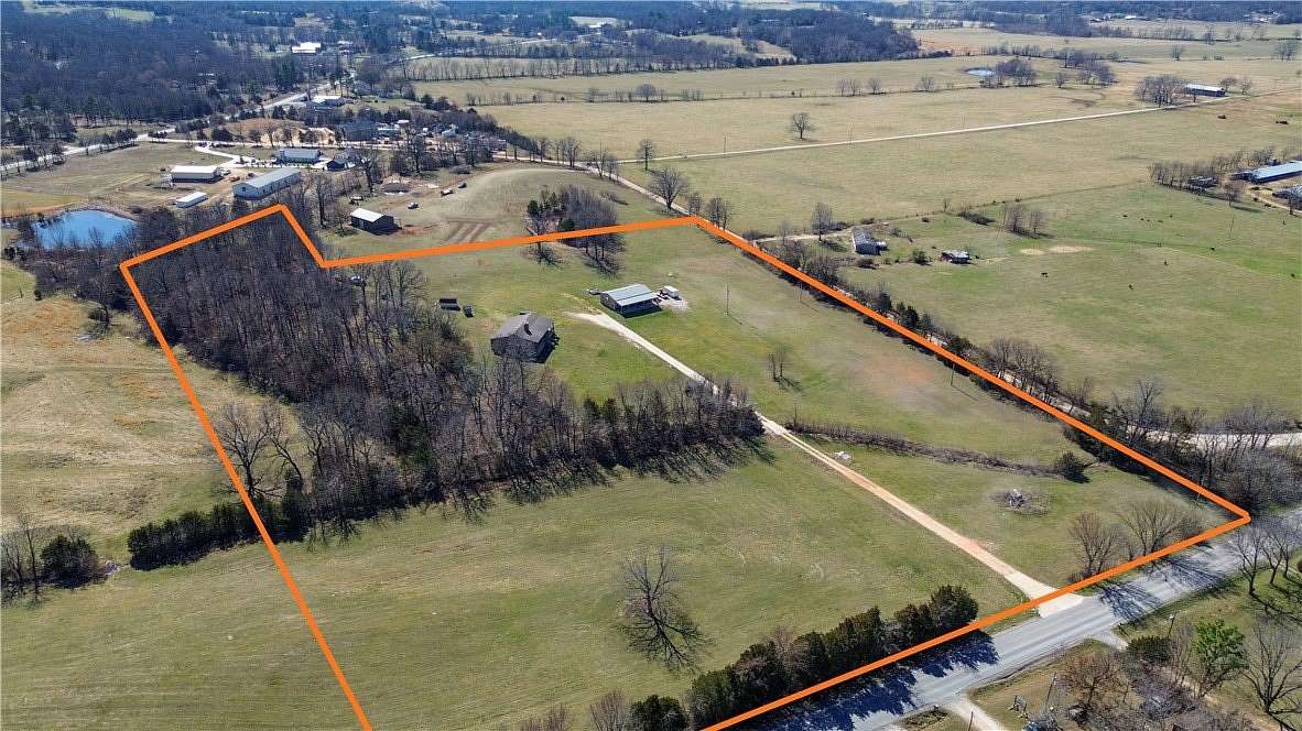 13 Acres of Land with Home for Sale in Prairie Grove, Arkansas