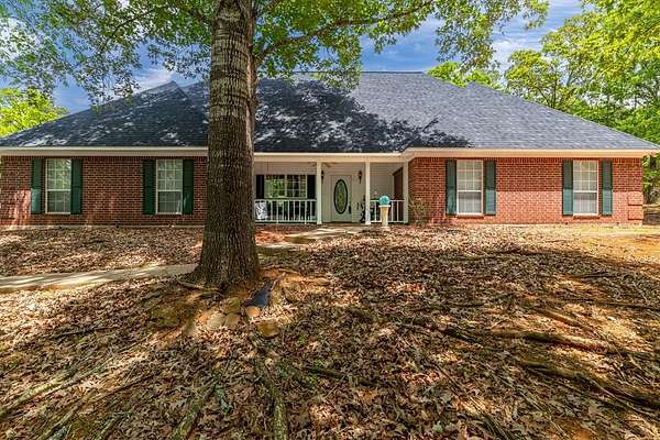 4.74 Acres of Land with Home for Sale in Nacogdoches, Texas
