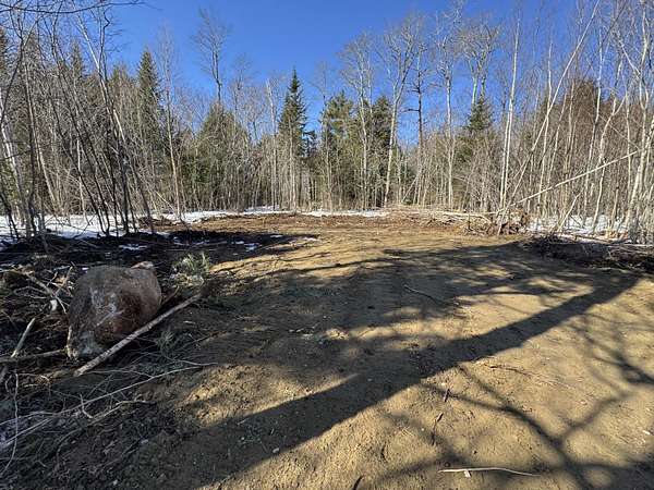 9 Acres of Residential Land for Sale in Washington, Maine