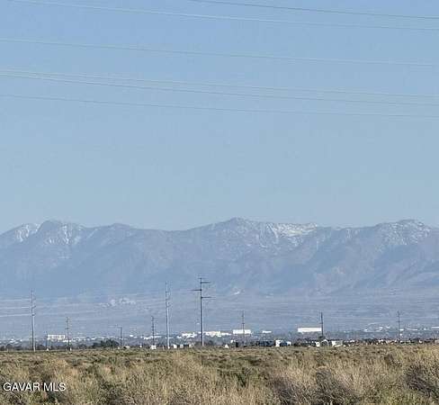 9.23 Acres of Land for Sale in Lancaster, California