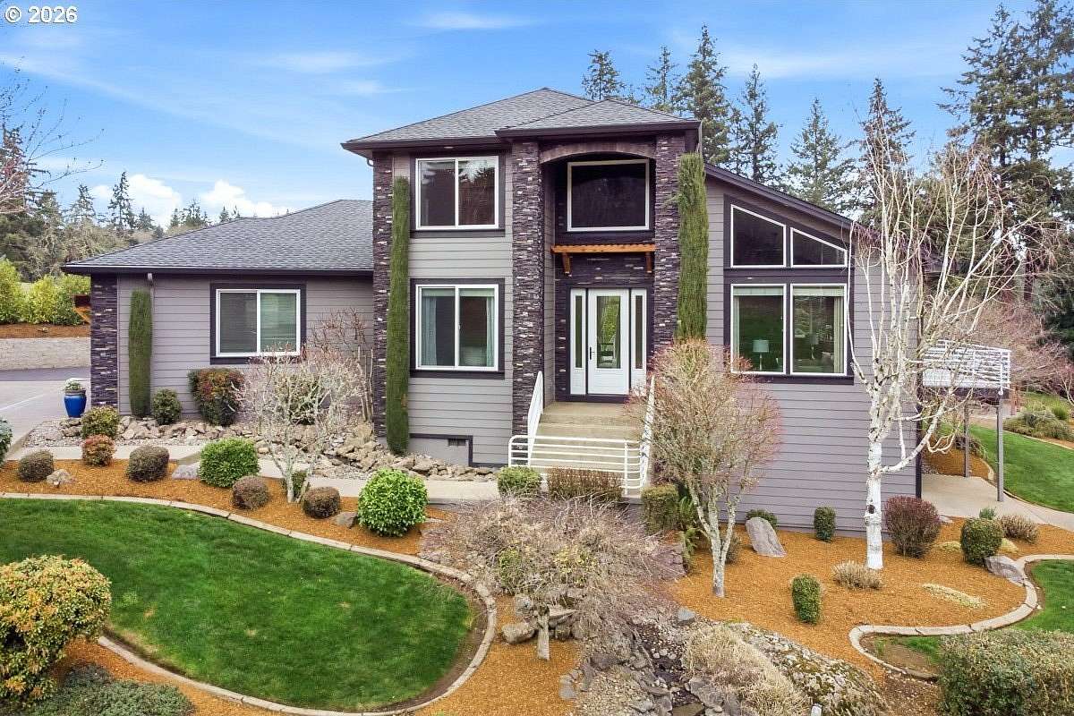 3.18 Acres of Land with Home for Sale in Salem, Oregon