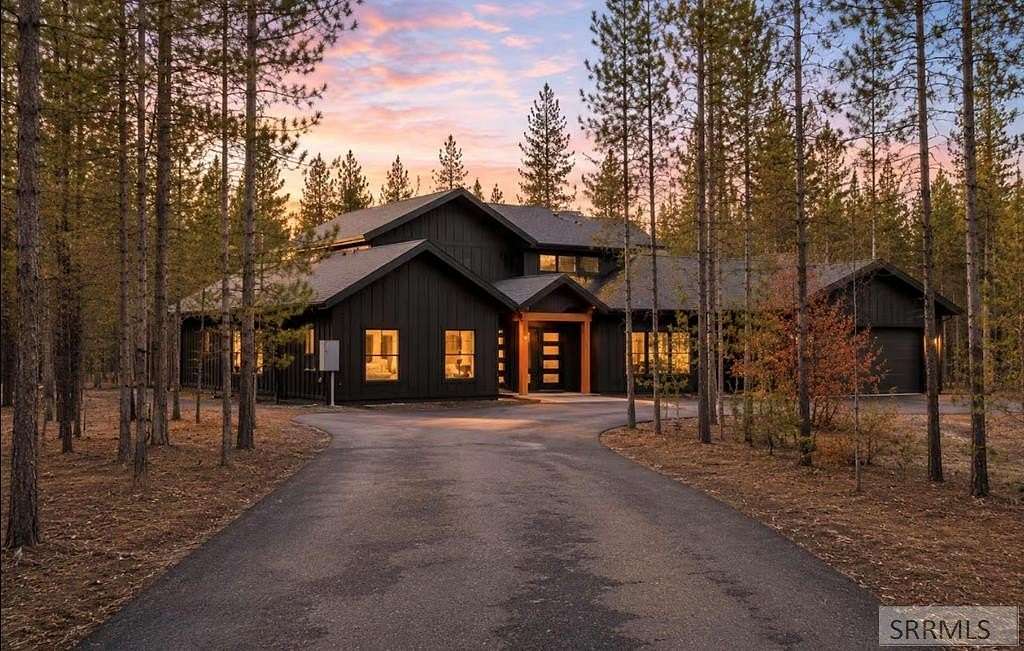1.54 Acres of Land with Home for Sale in Island Park, Idaho