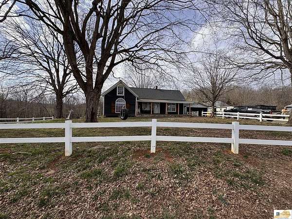 10 Acres of Land with Home for Sale in Edmonton, Kentucky