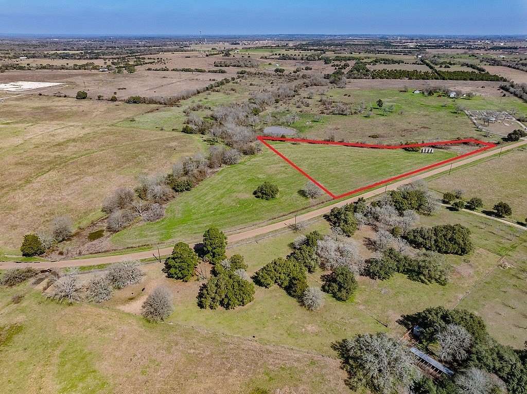 4 Acres of Agricultural Land for Sale in Carmine, Texas