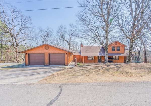 1.54 Acres of Land with Home for Sale in Kansas, Oklahoma