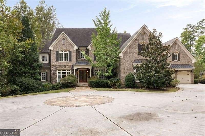 2 Acres of Land with Home for Sale in Roswell, Georgia