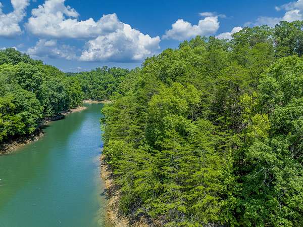 1 Acre of Residential Land for Sale in Dandridge, Tennessee