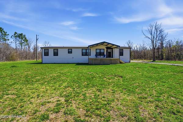 15.9 Acres of Land with Home for Sale in St. Martinville, Louisiana