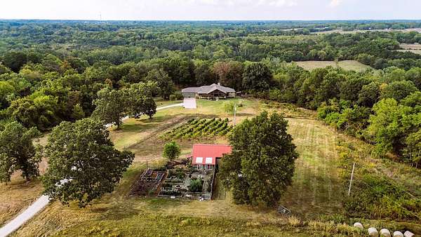 10 Acres of Land with Home for Sale in Springfield, Missouri