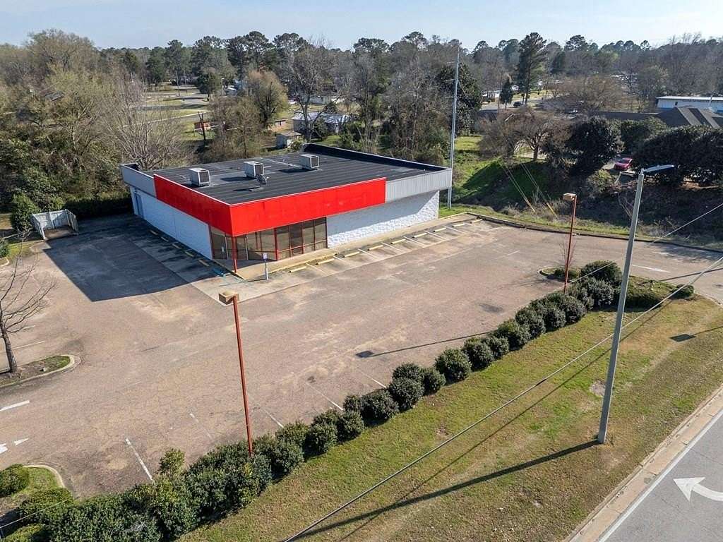 1.73 Acres of Improved Mixed-Use Land for Sale in Eufaula, Alabama