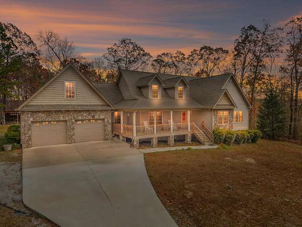 5 Acres of Land with Home for Sale in Ringgold, Georgia