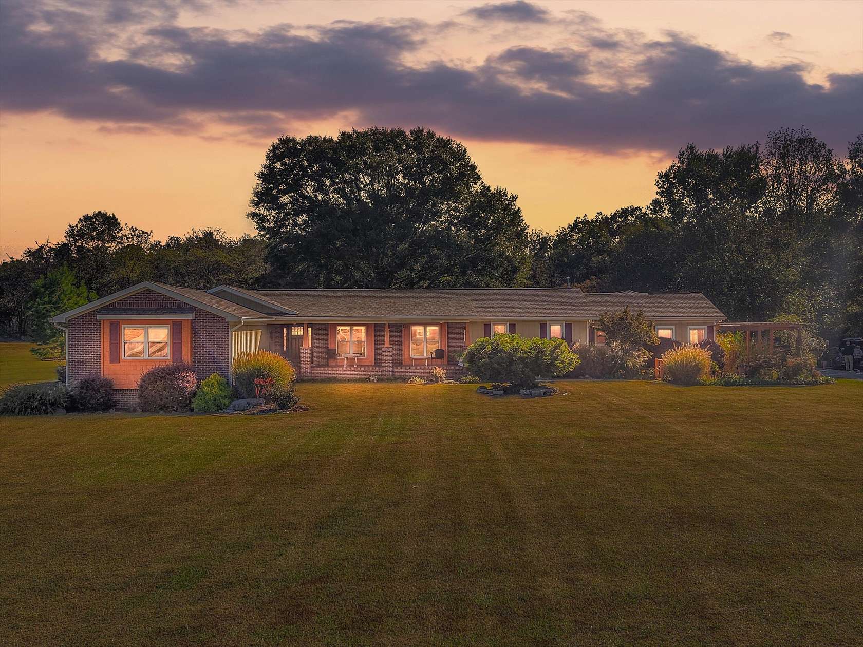 5 Acres of Land with Home for Sale in Chickamauga, Georgia