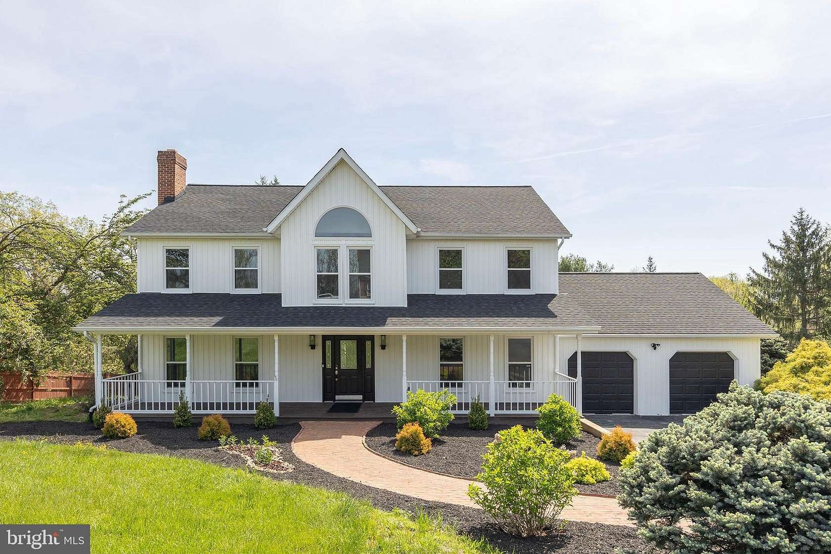 2.15 Acres of Land with Home for Sale in Woodstock, Virginia