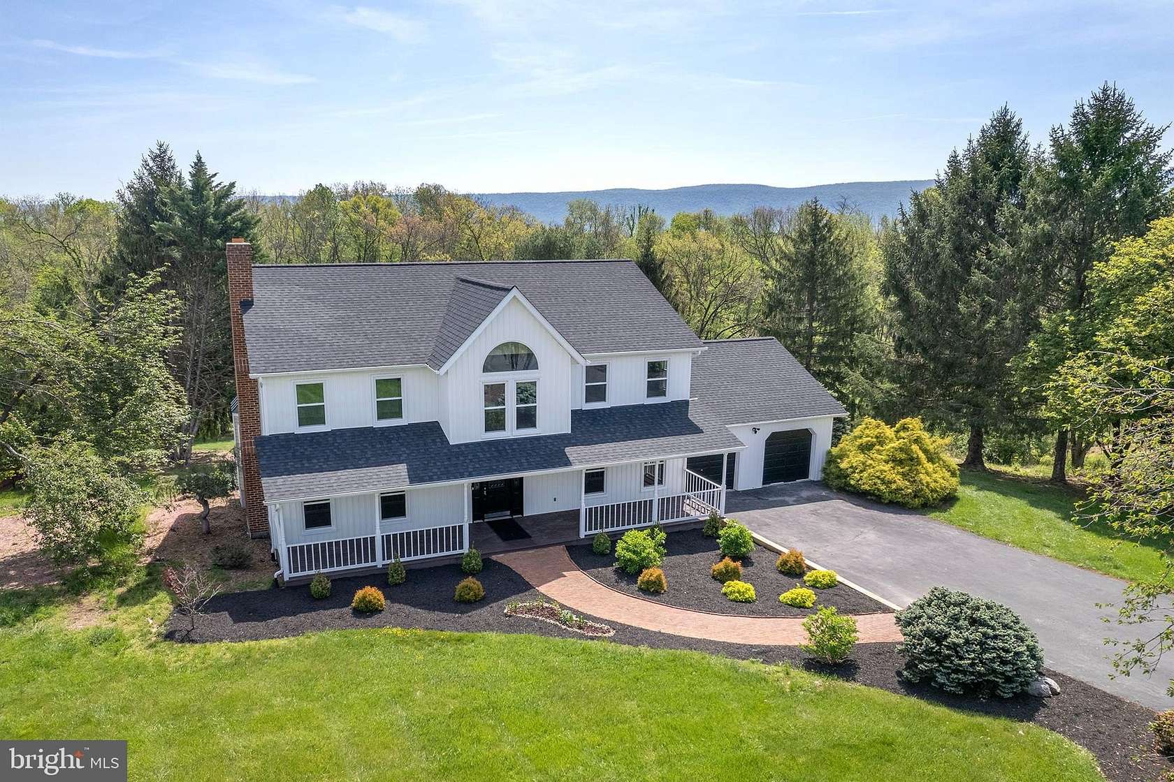 2.15 Acres of Land with Home for Sale in Woodstock, Virginia