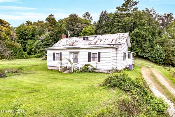 6.82 Acres of Land with Home for Sale in Clinton, Tennessee