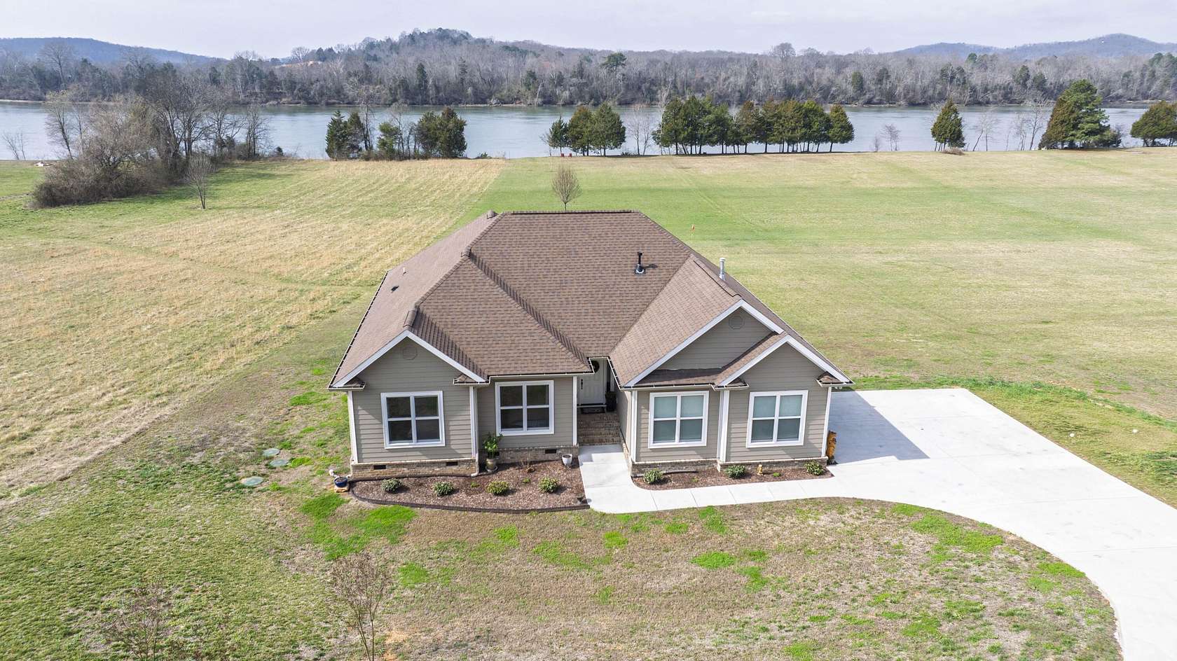 1.84 Acres of Land with Home for Sale in Decatur, Tennessee