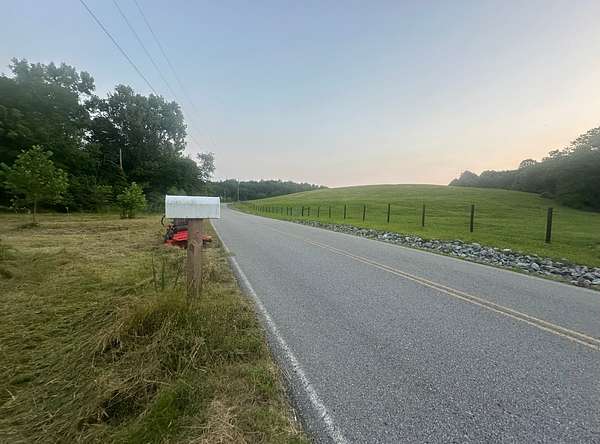 2 Acres of Residential Land for Sale in Portland, Tennessee