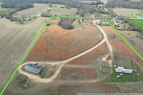 15 Acres of Land with Home for Sale in Kelso, Tennessee