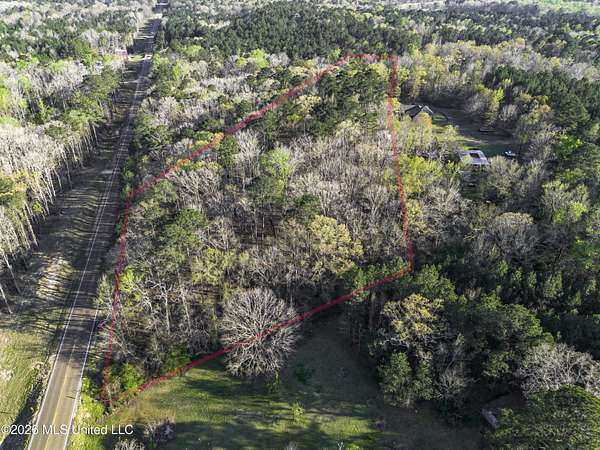 6 Acres of Residential Land for Sale in Brandon, Mississippi