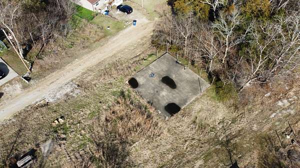 1.34 Acres of Residential Land for Sale in Merriam Woods, Missouri