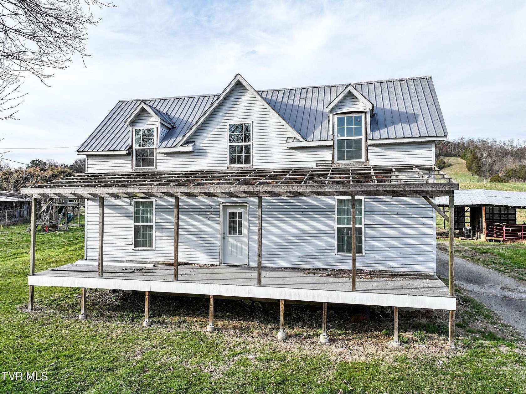 4 Acres of Land with Home for Sale in Parrottsville, Tennessee