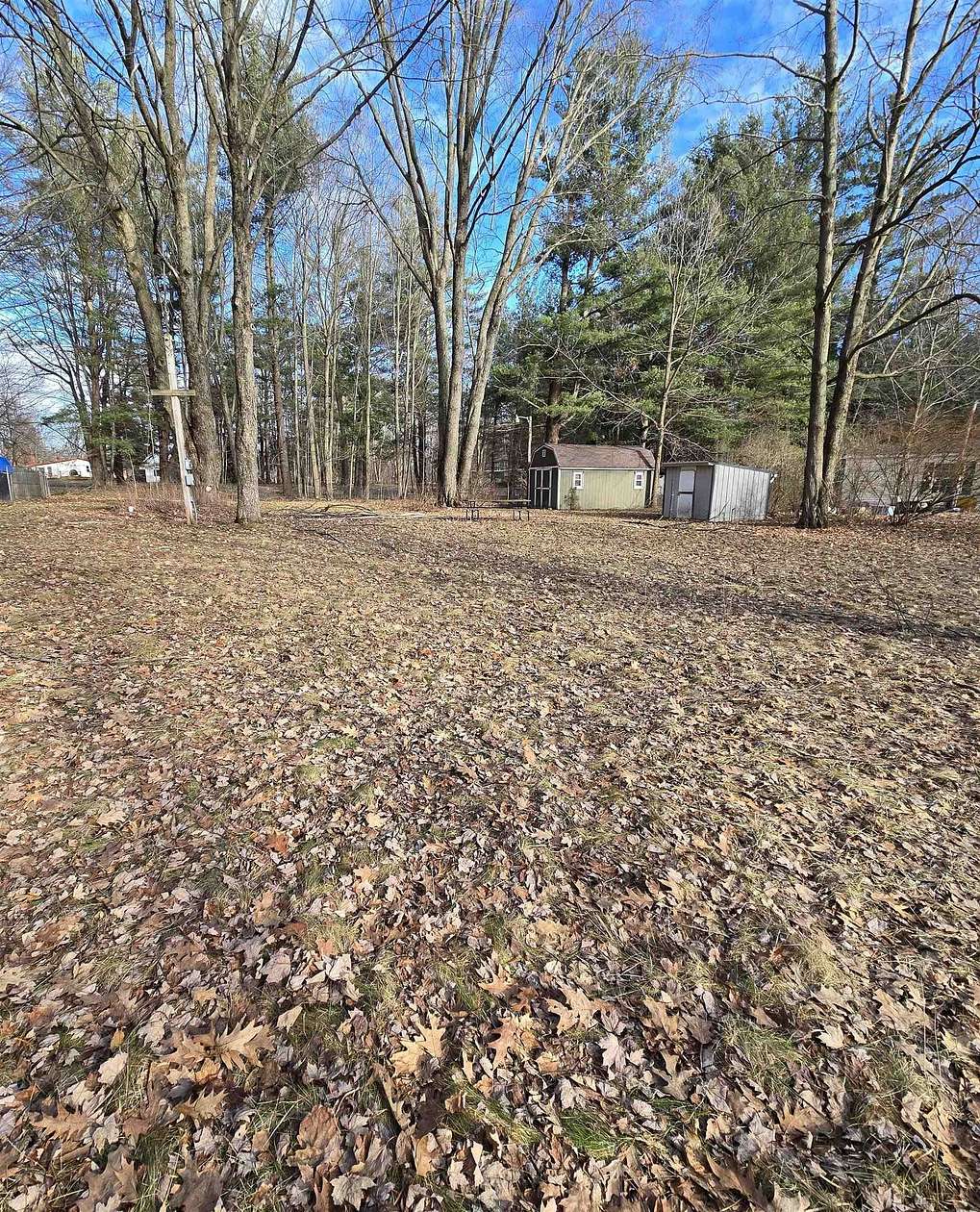 0.42 Acres of Residential Land for Sale in Gladwin, Michigan