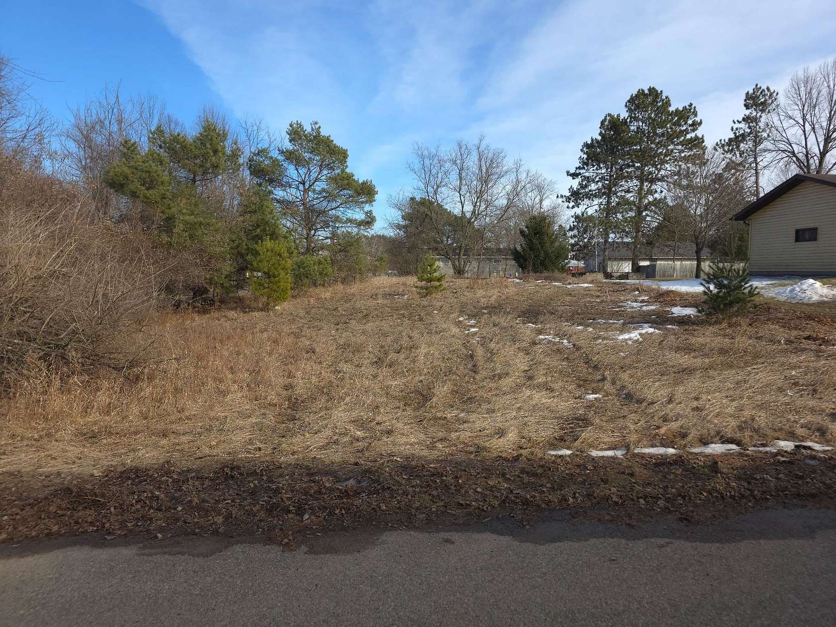 0.37 Acres of Residential Land for Sale in Gresham, Wisconsin