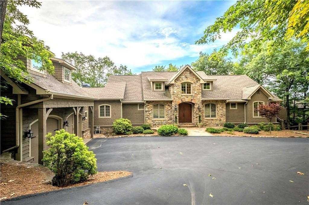 1.72 Acres of Land with Home for Sale in Big Canoe, Georgia