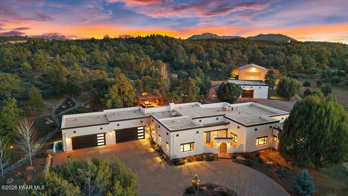 2.48 Acres of Land with Home for Sale in Prescott, Arizona