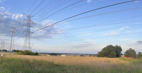 8.16 Acres of Commercial Land for Sale in Memphis, Tennessee