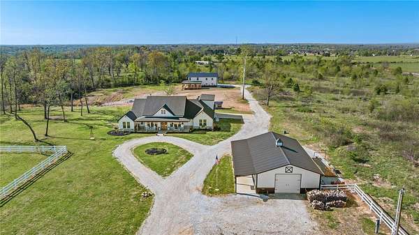 4 Acres of Land with Home for Sale in Bentonville, Arkansas