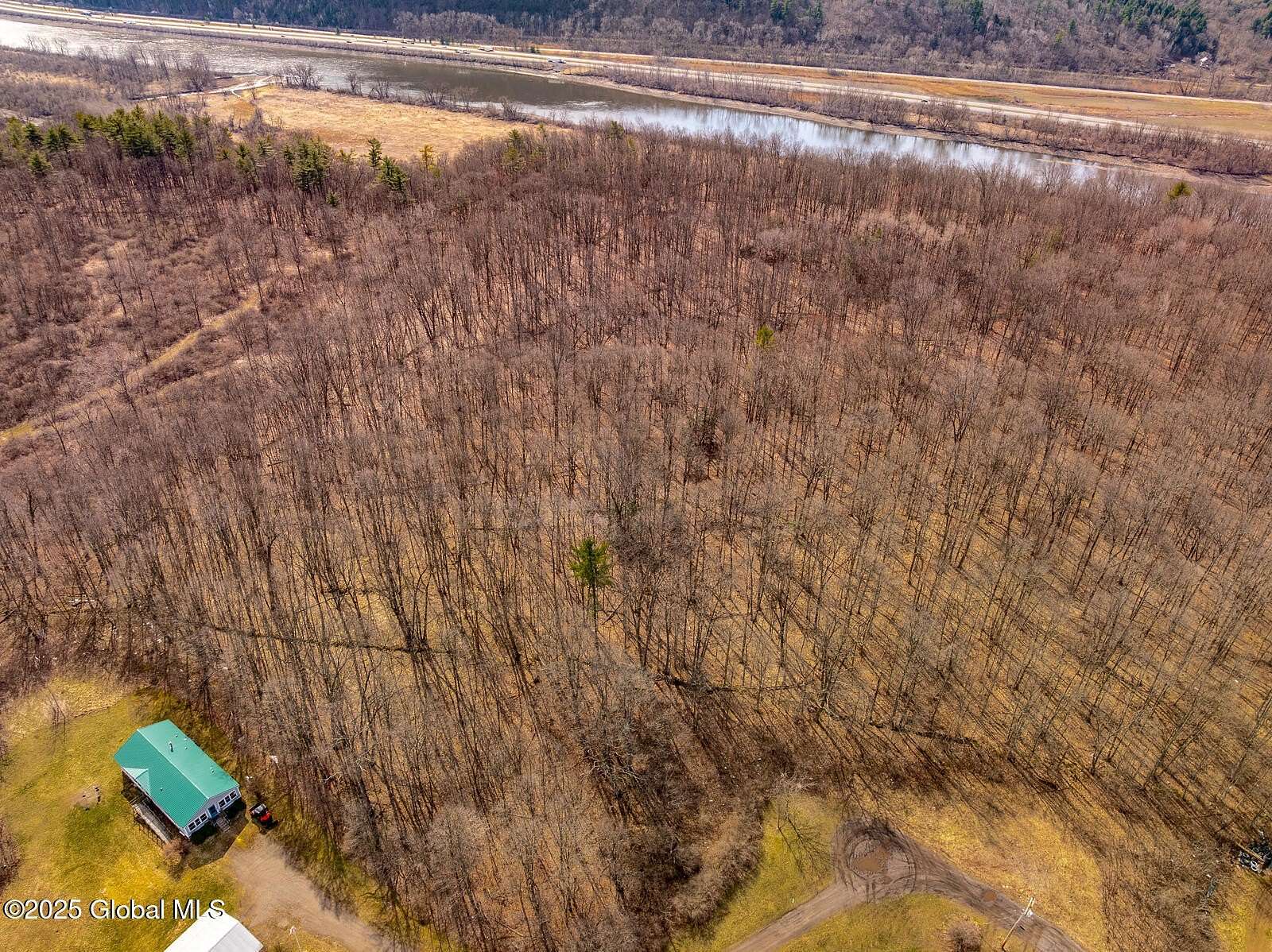 18.6 Acres of Land for Sale in Palatine Town, New York