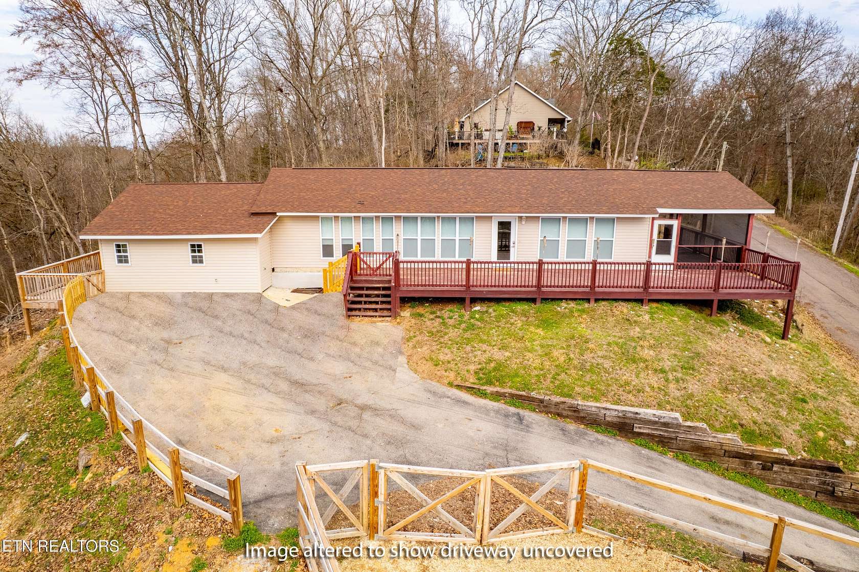 2 Acres of Land with Home for Sale in Louisville, Tennessee