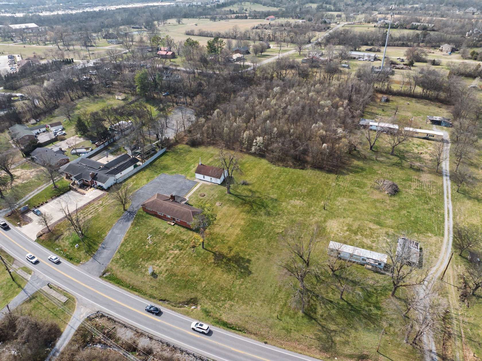 4.7 Acres of Improved Commercial Land for Sale in Hendersonville, Tennessee