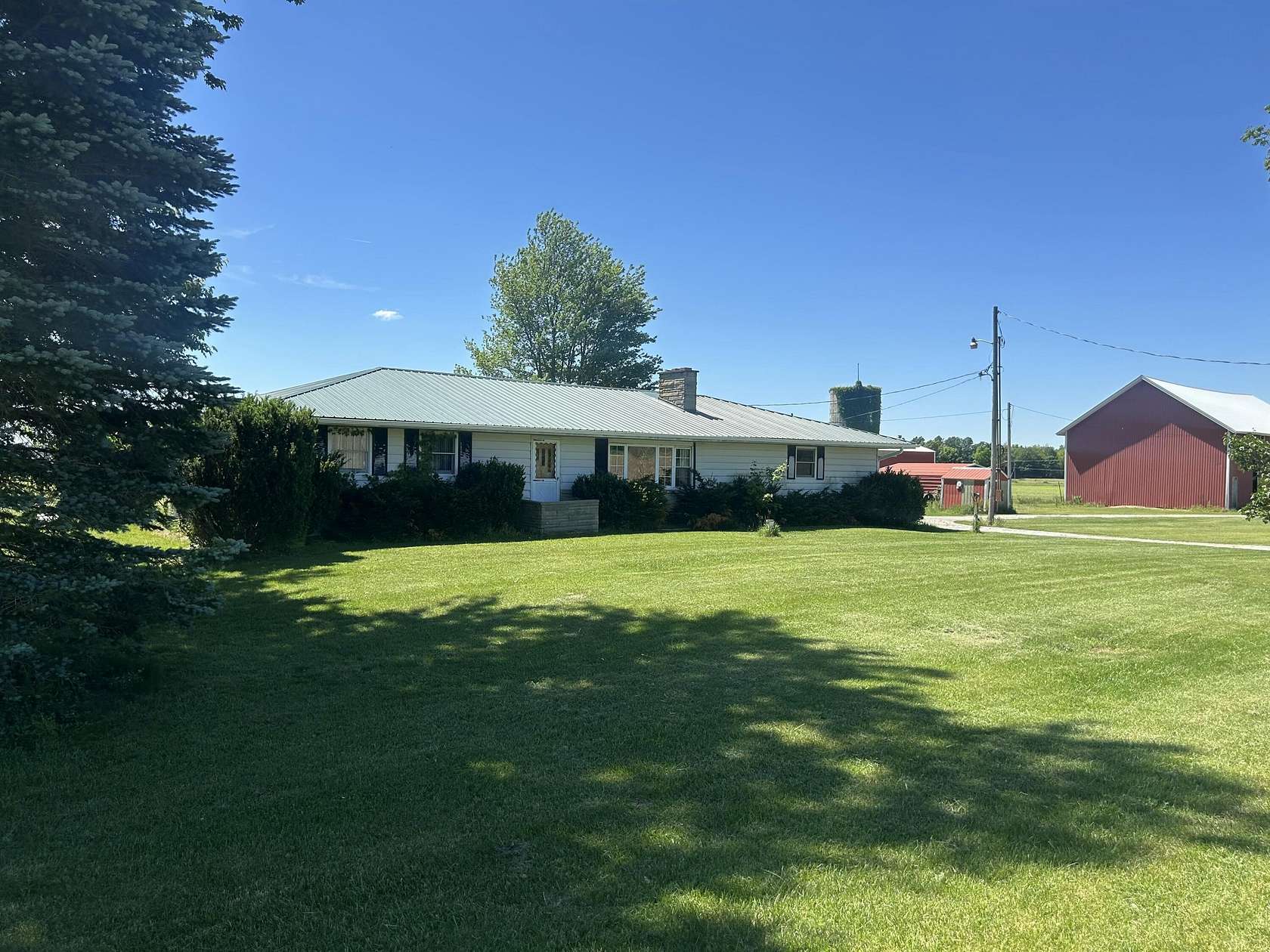 4 Acres of Land with Home for Sale in Tekonsha, Michigan