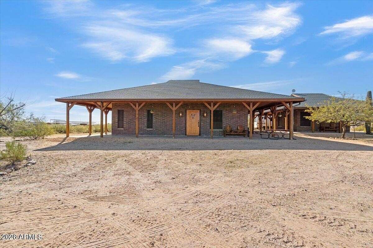 10.3 Acres of Land with Home for Sale in Maricopa, Arizona