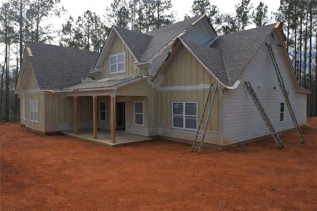 3 Acres of Land with Home for Sale in Salem, Alabama