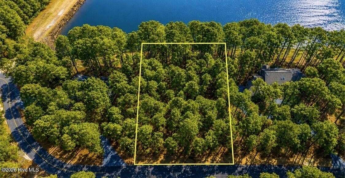 0.95 Acres of Residential Land for Sale in Pinehurst, North Carolina