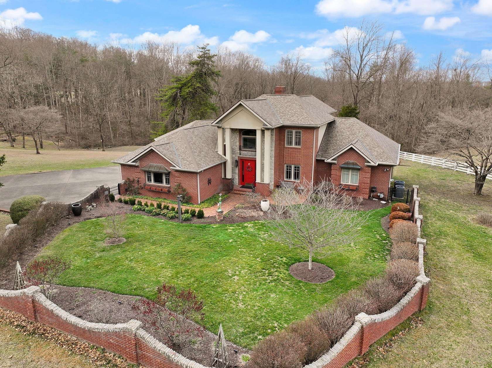 3 Acres of Land with Home for Sale in Somerset, Kentucky