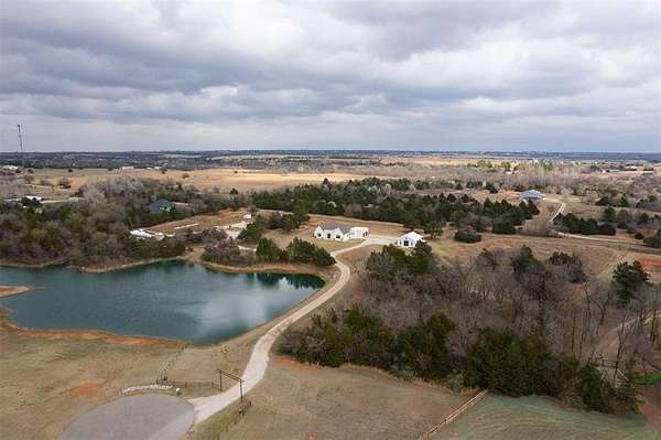 10 Acres of Land with Home for Sale in Mustang, Oklahoma