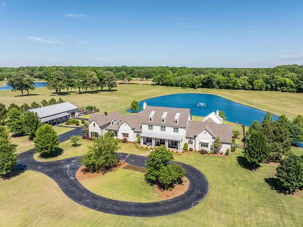 20.6 Acres of Land with Home for Sale in Piperton, Tennessee