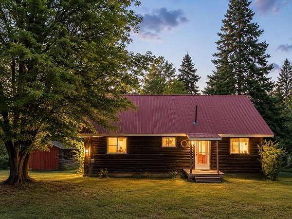 31.5 Acres of Land with Home for Sale in Colville, Washington