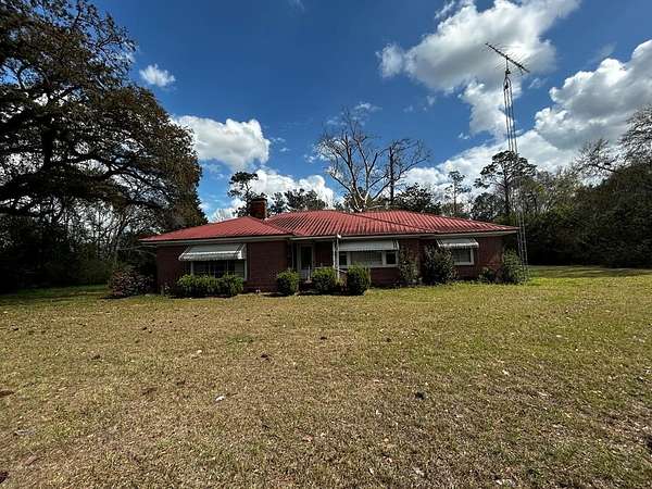 17.5 Acres of Land with Home for Sale in Jakin, Georgia