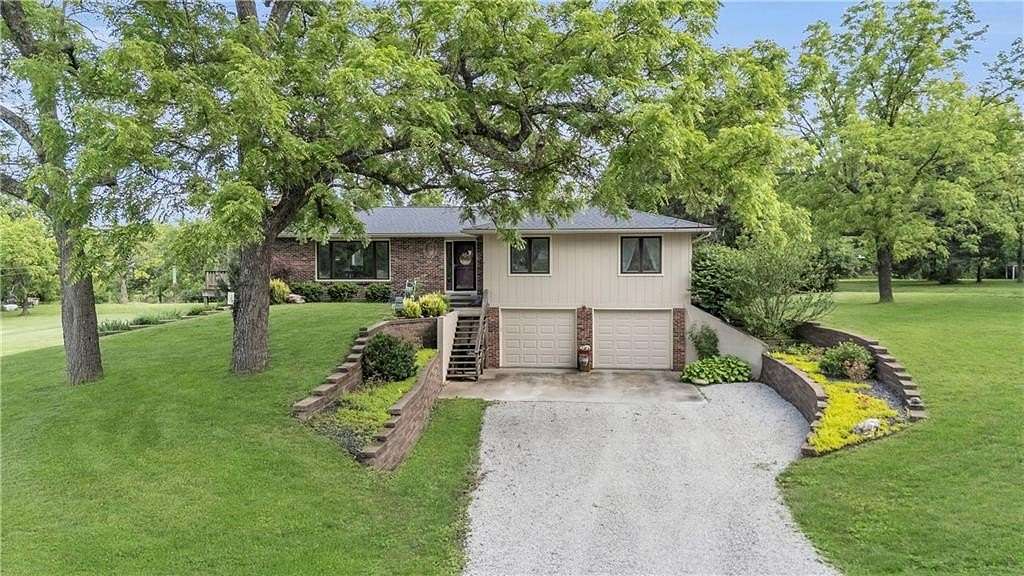 3.78 Acres of Land with Home for Sale in Ottawa, Kansas