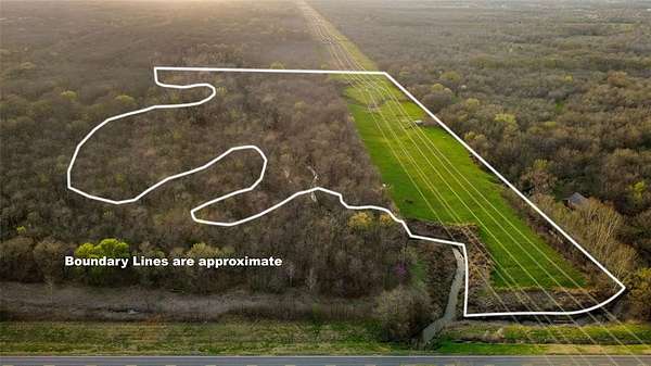 30.4 Acres of Recreational & Residential Land for Sale in Commerce, Texas