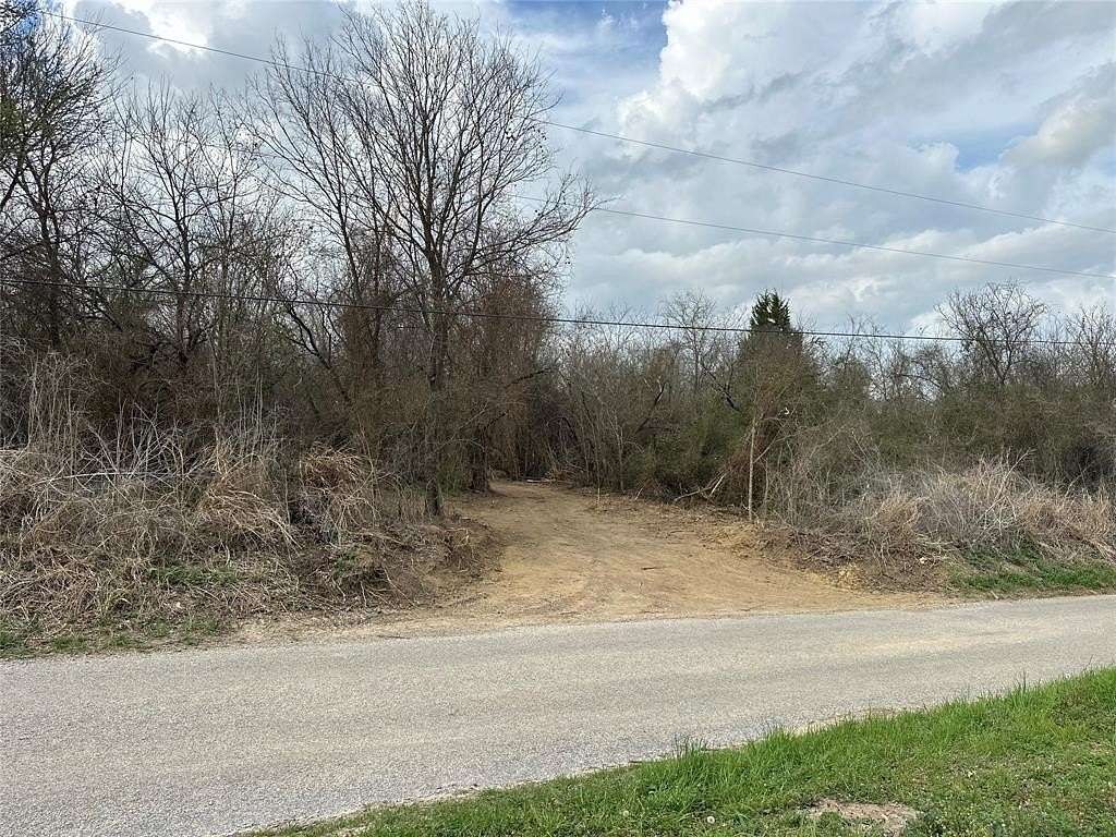 5.35 Acres of Residential Land for Sale in Ennis, Texas