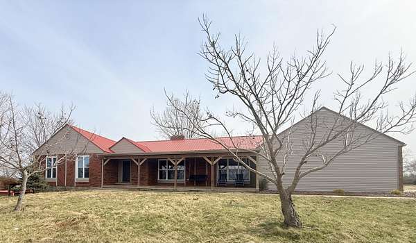 3.25 Acres of Land with Home for Sale in Berea, Kentucky