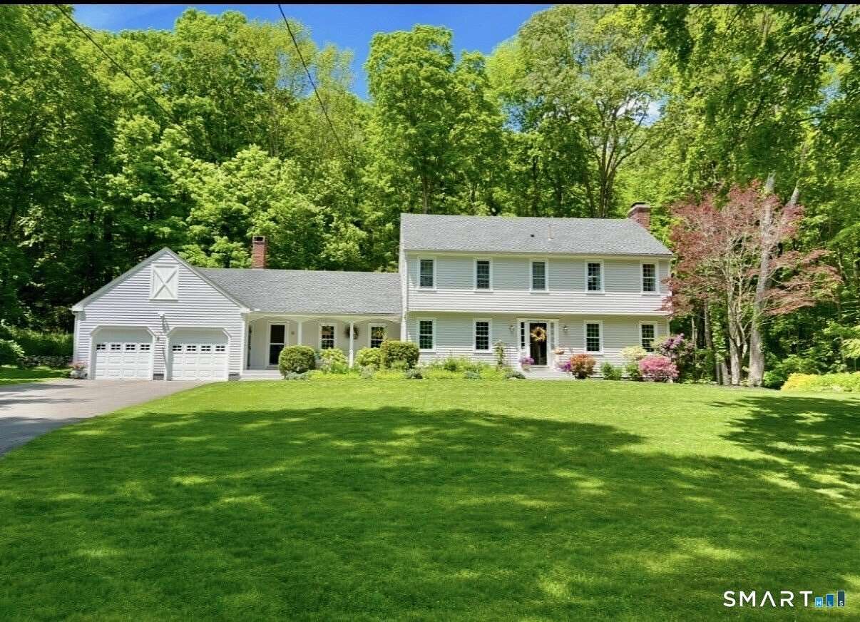 1.7 Acres of Land with Home for Sale in Woodbridge, Connecticut